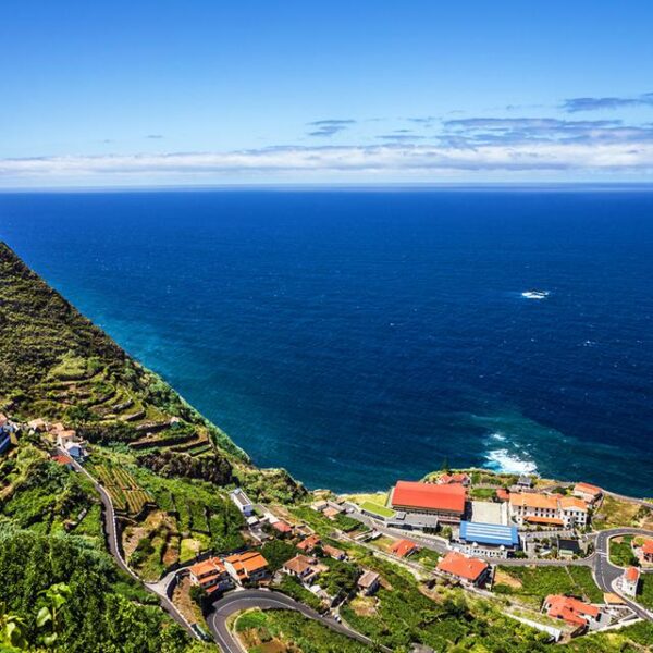 Fly & Drive Madeira - Hav- og skovudsigt - inklusiv billeje